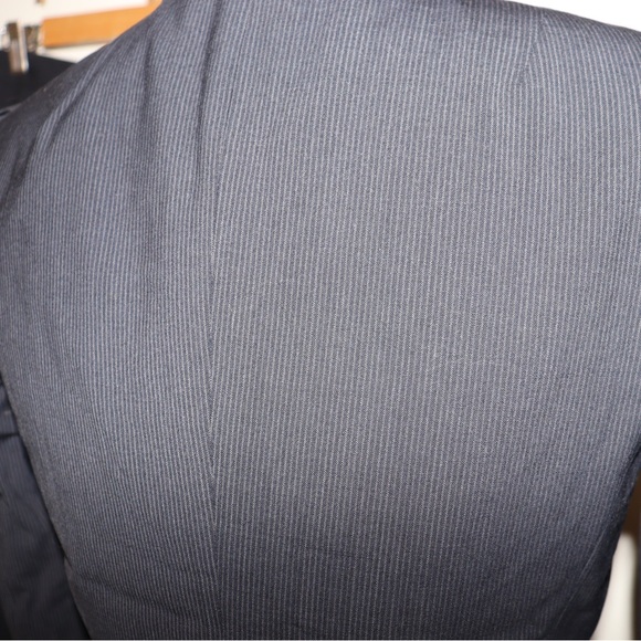 BANANA REPUBLIC Blazer and skirt set formal pinstripe - Picture 9 of 11